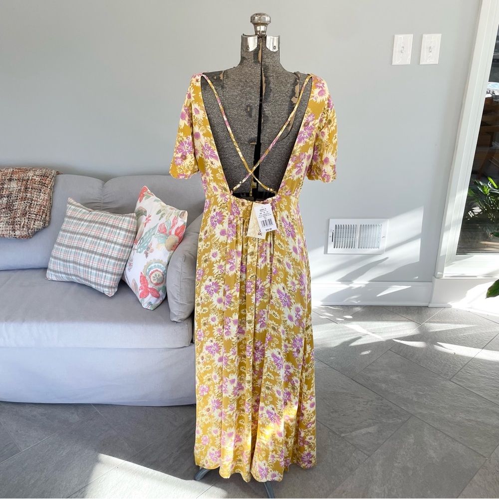 NWT XS pink yellow floral print low v, open back bohemian flowy maxi dress